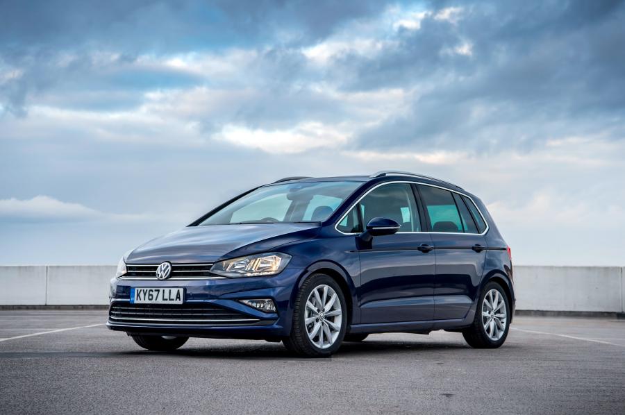 Volkswagen Golf SV (UK) '2018